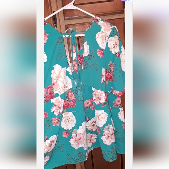Beautiful Ladies Teal Floral Entro Baby Doll Blouse V neck front/back Size Large - Picture 5 of 8